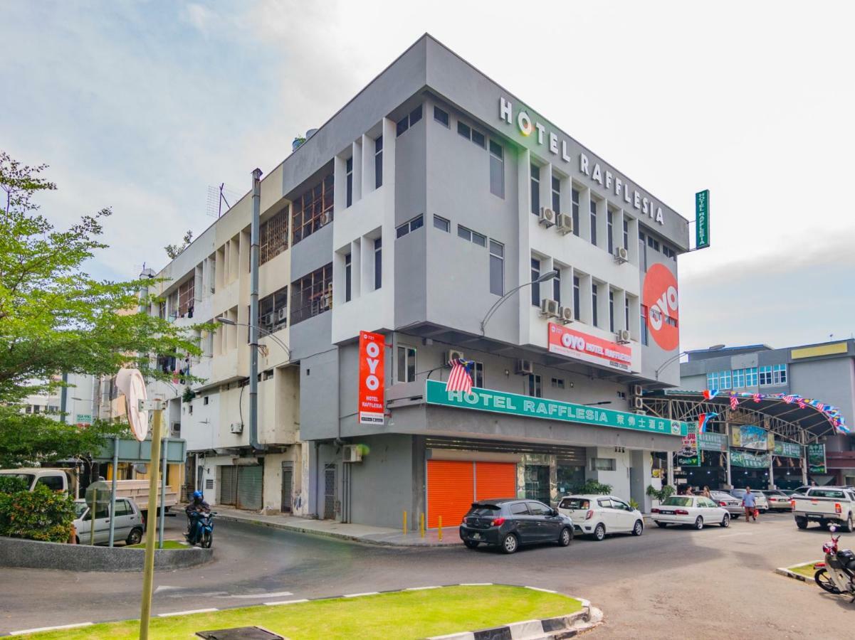 Oyo 727 Hotel Rafflesia Kota Kinabalu Exterior photo